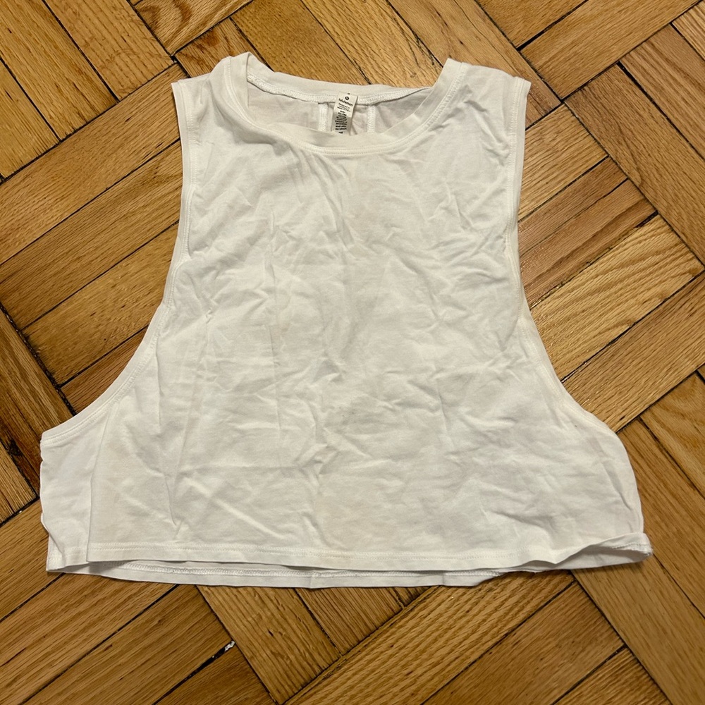 Lululemon cropped tank